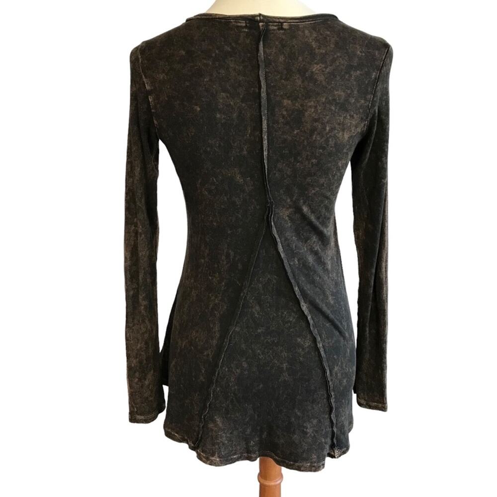 T Party Brown Stone Wash Burnout Long Sleeve Scoop Neck Fitted Tee-Shirt Small - Picture 7 of 13